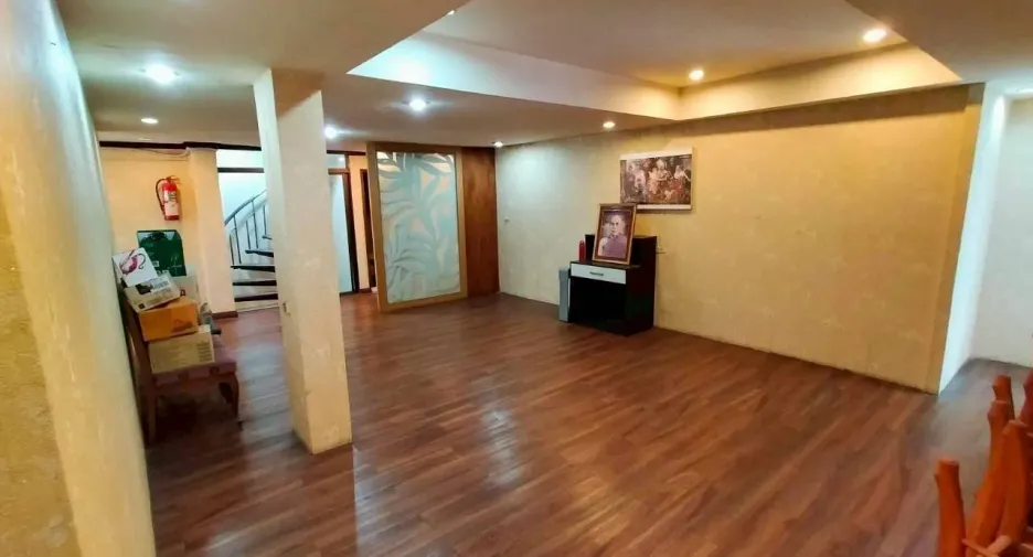 Gewerbefläche zur Miete in Bang Rak, Bangkok