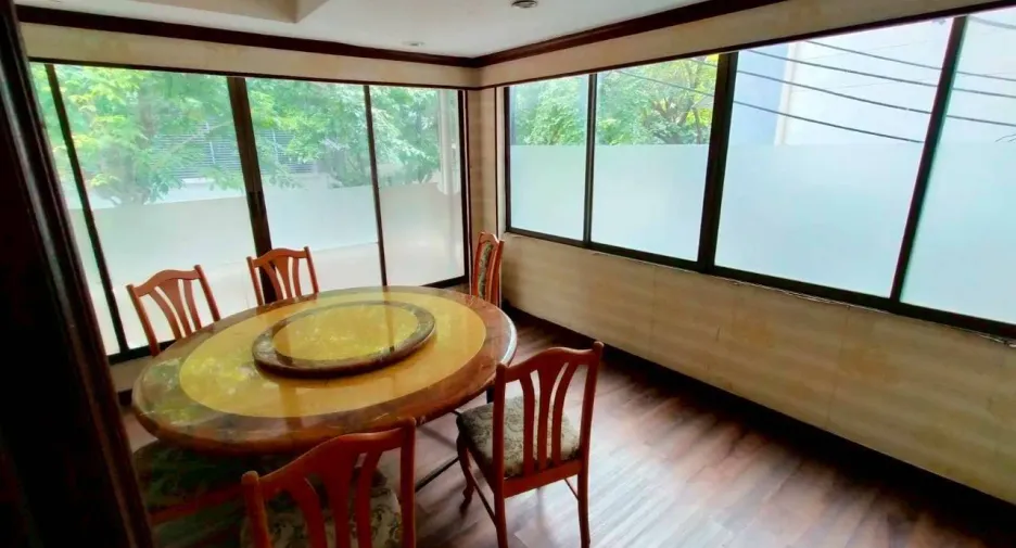 Gewerbefläche zur Miete in Bang Rak, Bangkok