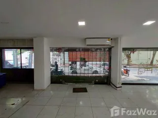 For rent retail Space in Bang Rak, Bangkok