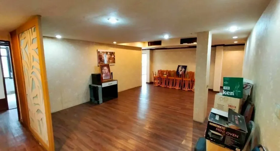 Gewerbefläche zur Miete in Bang Rak, Bangkok