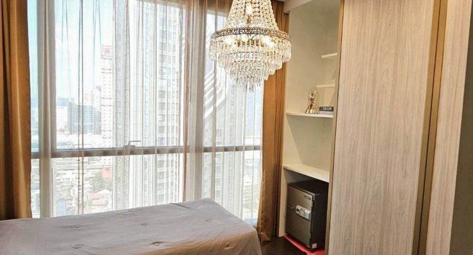 À louer 2 chambres condo à Pathum Wan, Bangkok