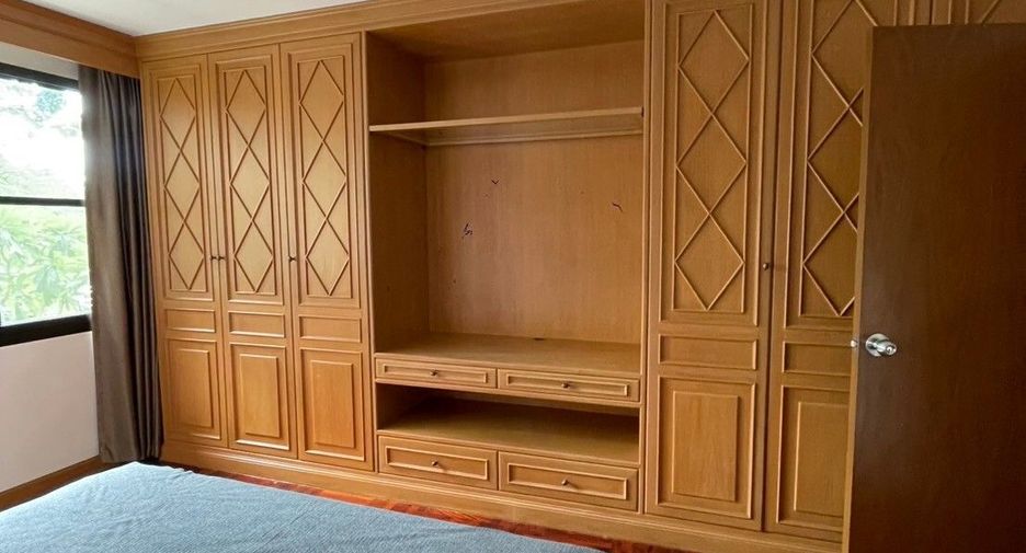 For rent 1 bed condo in Yan Nawa, Bangkok