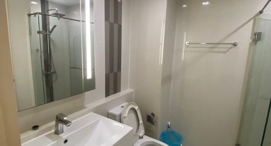 For rent 1 bed condo in Phra Khanong, Bangkok
