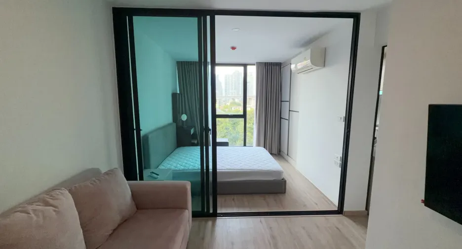 Condo en alquiler de 1 habitaciones en Phra Khanong, Bangkok