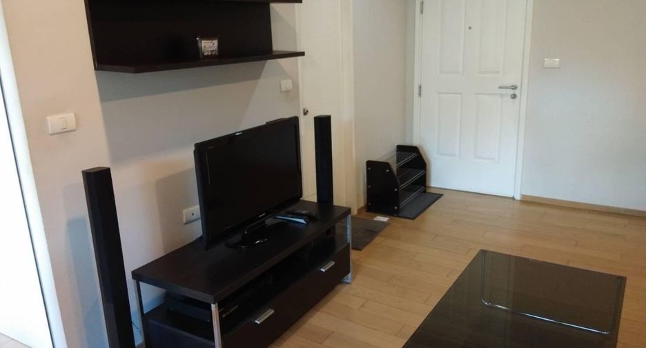 For rent 1 bed condo in Watthana, Bangkok