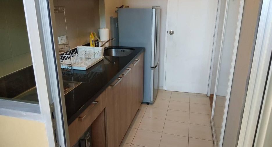 For rent 1 bed condo in Watthana, Bangkok