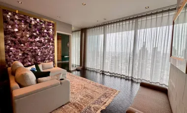 À louer 4 chambres condo à Sathon, Bangkok