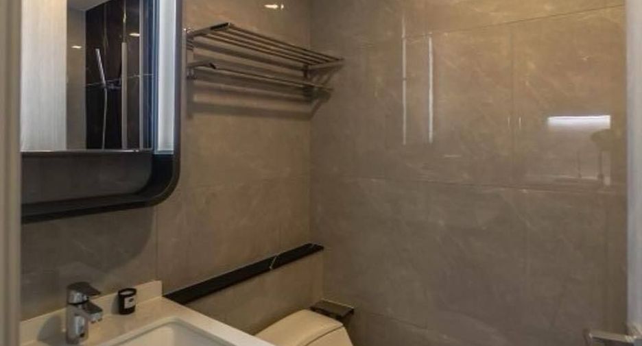 Wohnung zur Miete mit 1 Zimmer in Huai Khwang, Bangkok