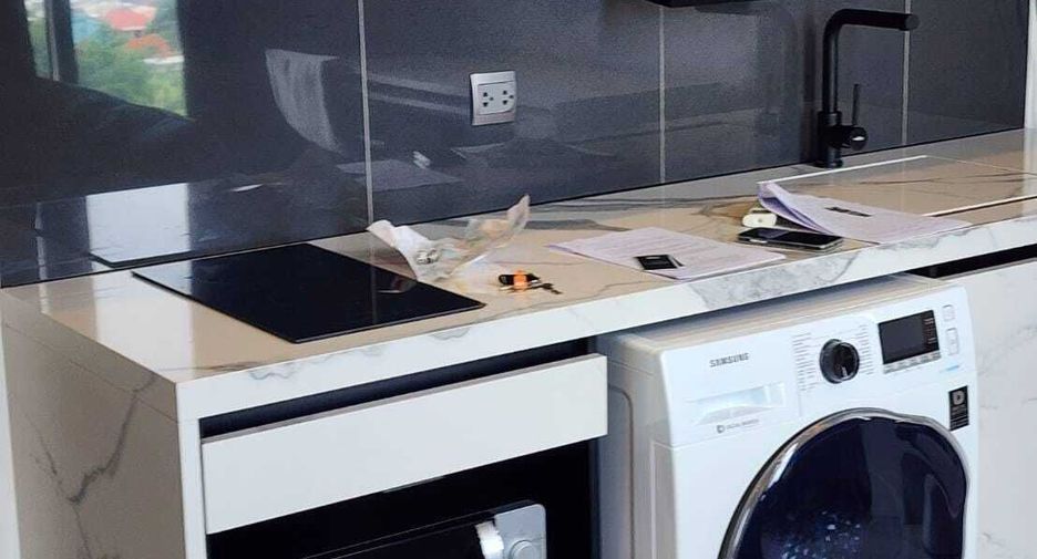 For rent 1 bed condo in Phra Khanong, Bangkok