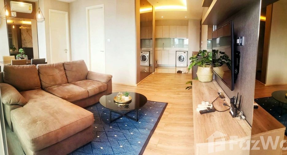 For rent 2 bedrooms condo in Watthana, Bangkok