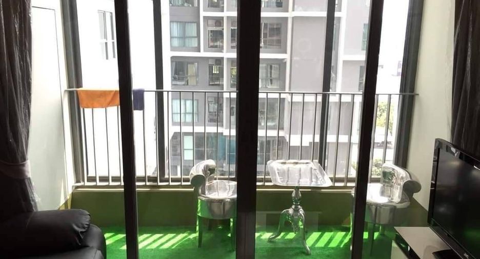 For rent 2 ベッドルーム condo in Huai Khwang, Bangkok