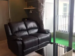 For rent 2 ベッドルーム condo in Huai Khwang, Bangkok