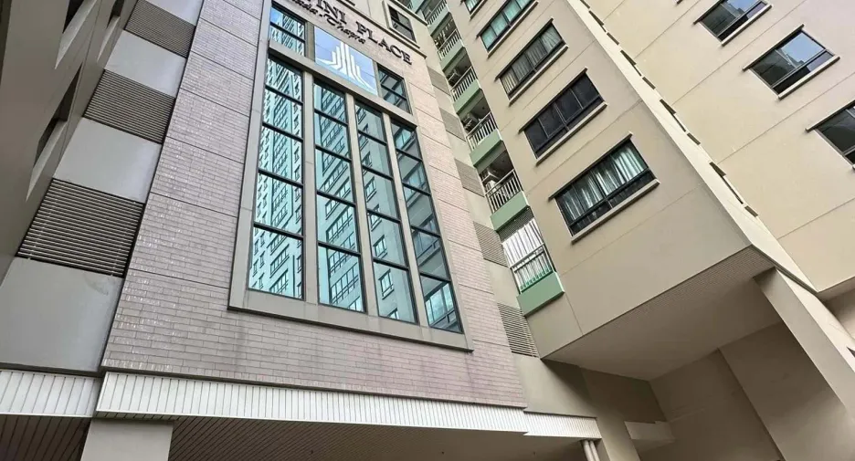 For rent 2 bedrooms condo in Thon Buri, Bangkok