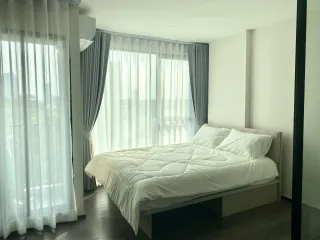 For rent 1 bed condo in Khlong San, Bangkok