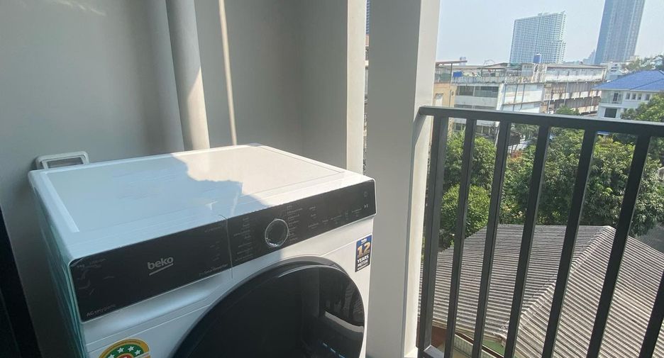 For rent 1 bed condo in Khlong San, Bangkok