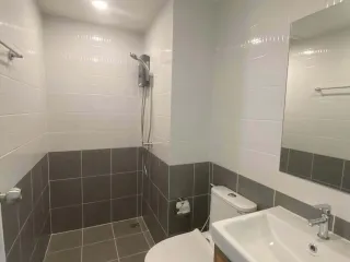 For rent 1 bed condo in Khlong San, Bangkok