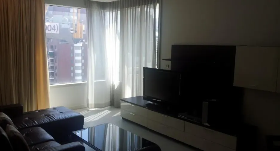 For rent 2 bedrooms condo in Pathum Wan, Bangkok