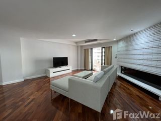 Apartamento en alquiler de 3 habitaciones en Khlong Toei, Bangkok