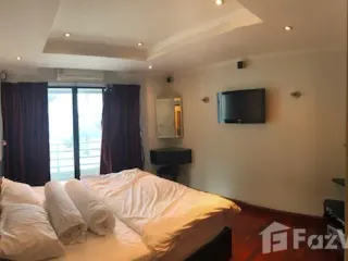 For rent 2 bedrooms condo in Sathon, Bangkok