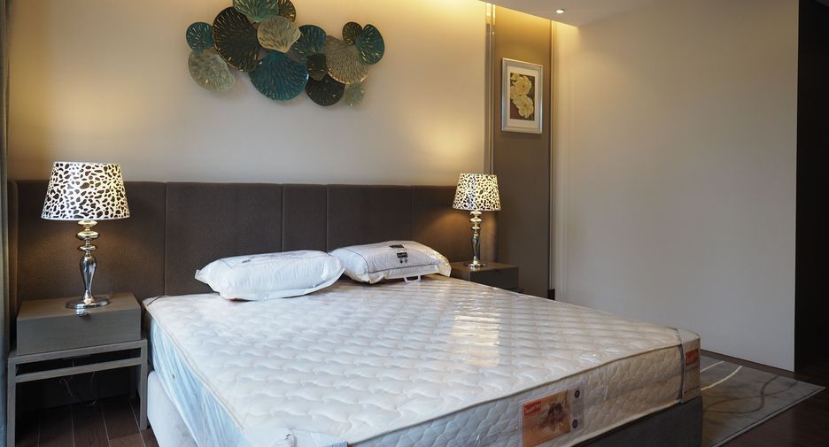 For rent 2 ベッドルーム condo in Sathon, Bangkok