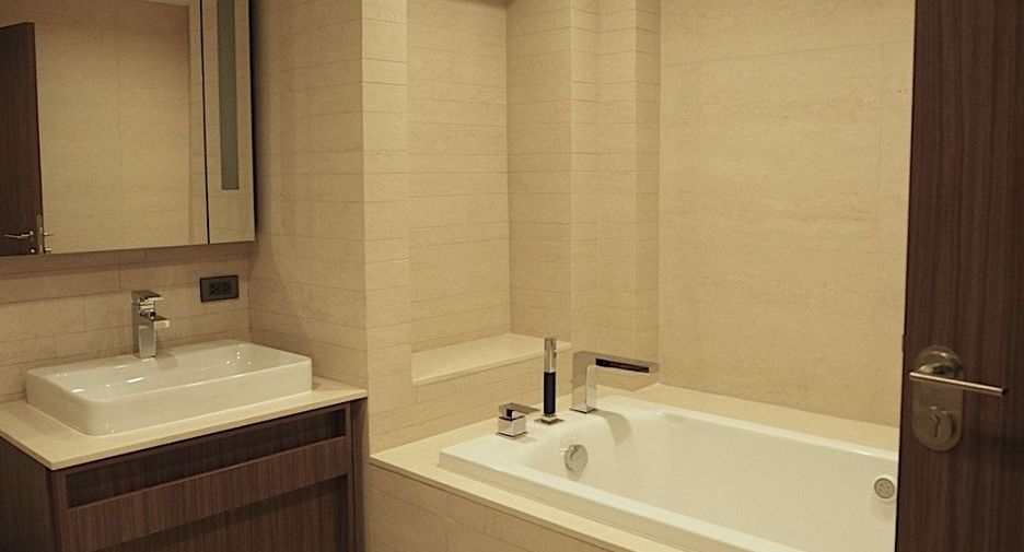 For rent 2 ベッドルーム condo in Sathon, Bangkok