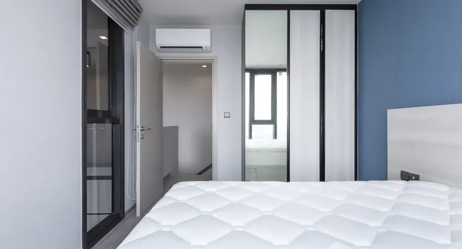 For rent 2 bedrooms condo in Phra Khanong, Bangkok