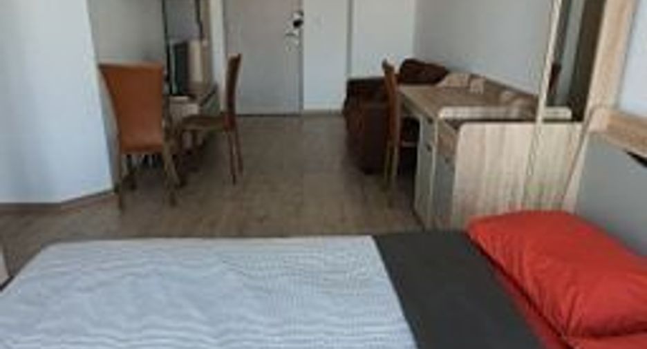 For rent studio condo in Bang Rak, Bangkok