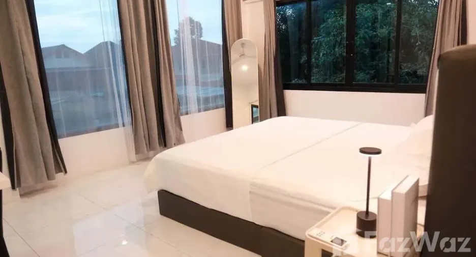 Haus zur Miete mit 6 Zimmer in Bang Na, Bangkok