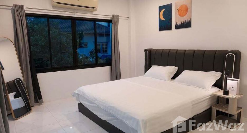 For rent 6 bedrooms house in Bang Na, Bangkok