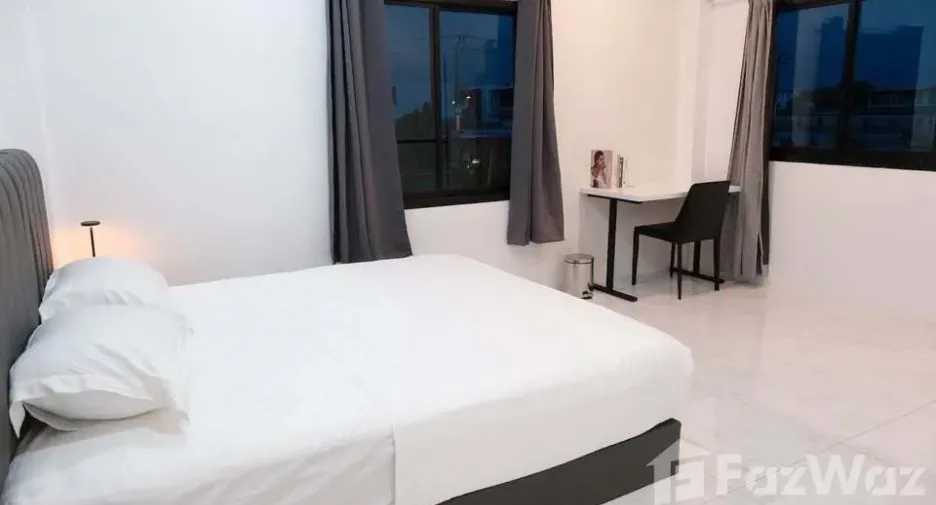 Haus zur Miete mit 6 Zimmer in Bang Na, Bangkok