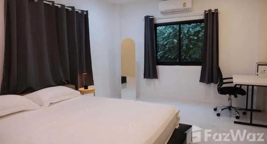 Haus zur Miete mit 6 Zimmer in Bang Na, Bangkok