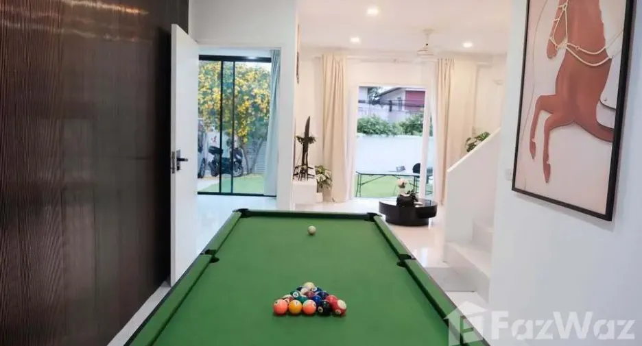 Haus zur Miete mit 6 Zimmer in Bang Na, Bangkok