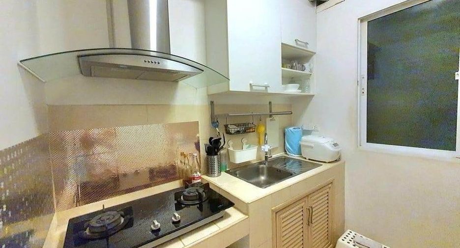 Condo en alquiler de 3 habitaciones en Prawet, Bangkok