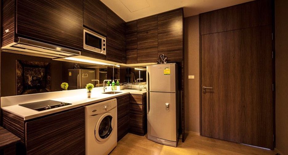 À louer 1 chambre condo à Khlong Toei, Bangkok