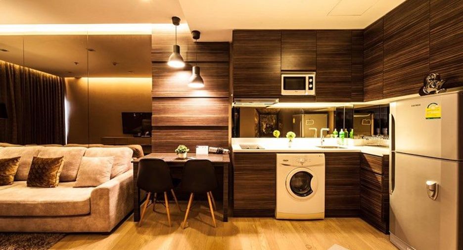 À louer 1 chambre condo à Khlong Toei, Bangkok