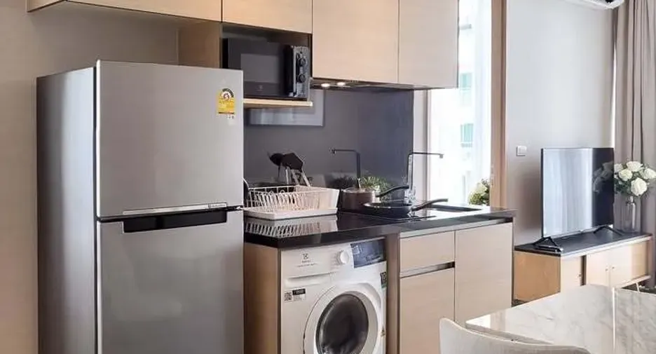Wohnung zur Miete mit 2 Zimmer in Khlong Toei, Bangkok