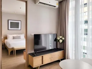 For rent 2 bedrooms condo in Khlong Toei, Bangkok