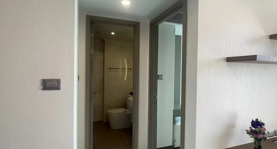 For rent 1 bed condo in Watthana, Bangkok