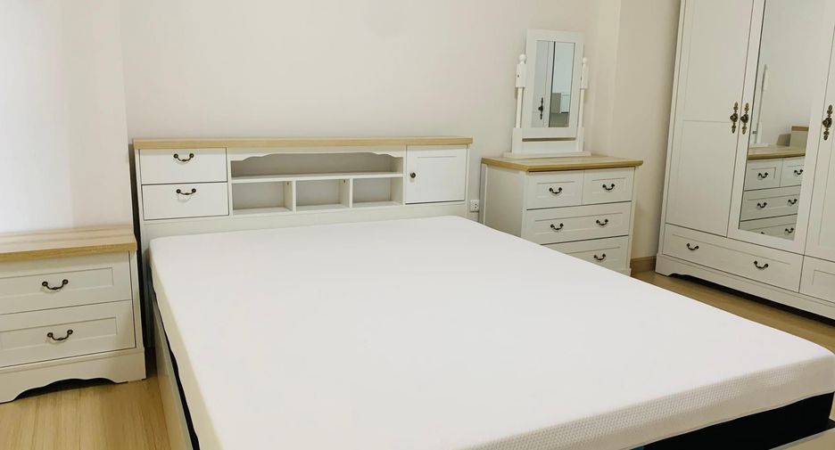 For rent 1 bed condo in Huai Khwang, Bangkok
