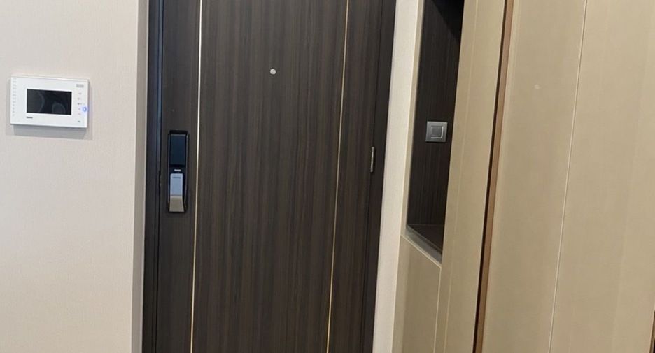 Condo en alquiler de 1 habitaciones en Khlong Toei, Bangkok