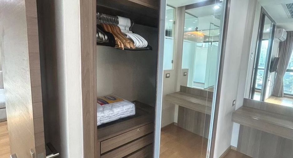 ให้เช่า 2 ห้องนอน คอนโด ใน สาทร, กรุงเทพฯ