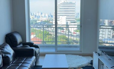 For rent 2 bedrooms condo in Yan Nawa, Bangkok