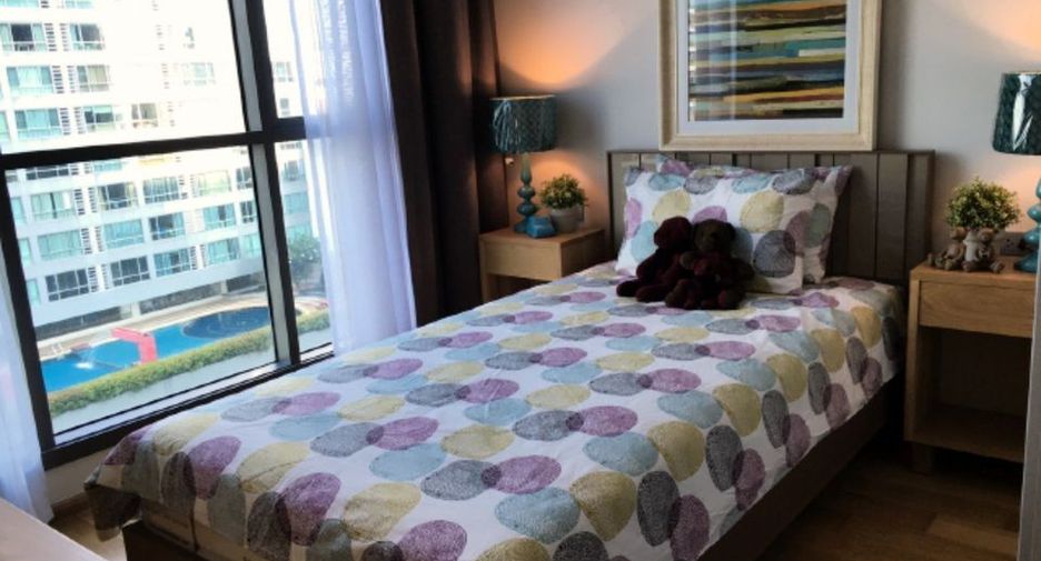 For rent 3 bedrooms condo in Khlong Toei, Bangkok