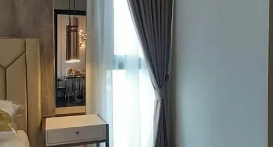 For rent 1 bed condo in Phaya Thai, Bangkok
