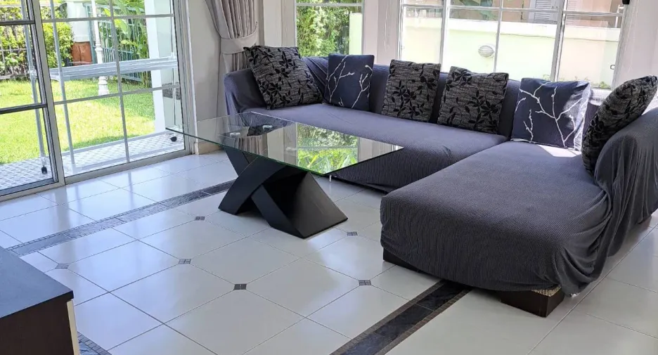 For rent 3 bedrooms house in Prawet, Bangkok