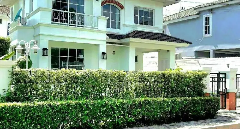 For rent 3 bedrooms house in Prawet, Bangkok