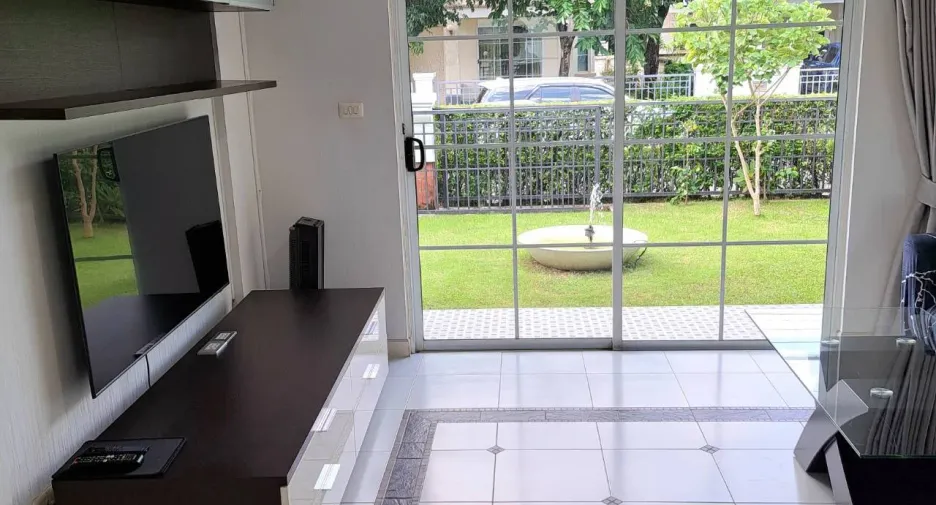 For rent 3 bedrooms house in Prawet, Bangkok