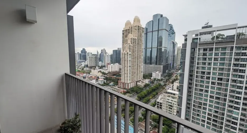 For rent 1 bed condo in Sathon, Bangkok