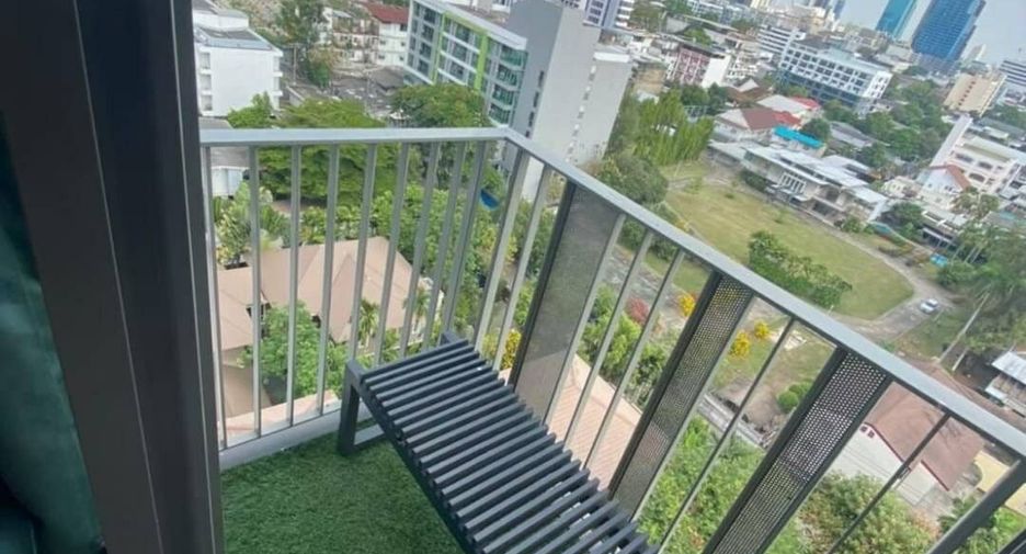 For rent 1 bed condo in Watthana, Bangkok