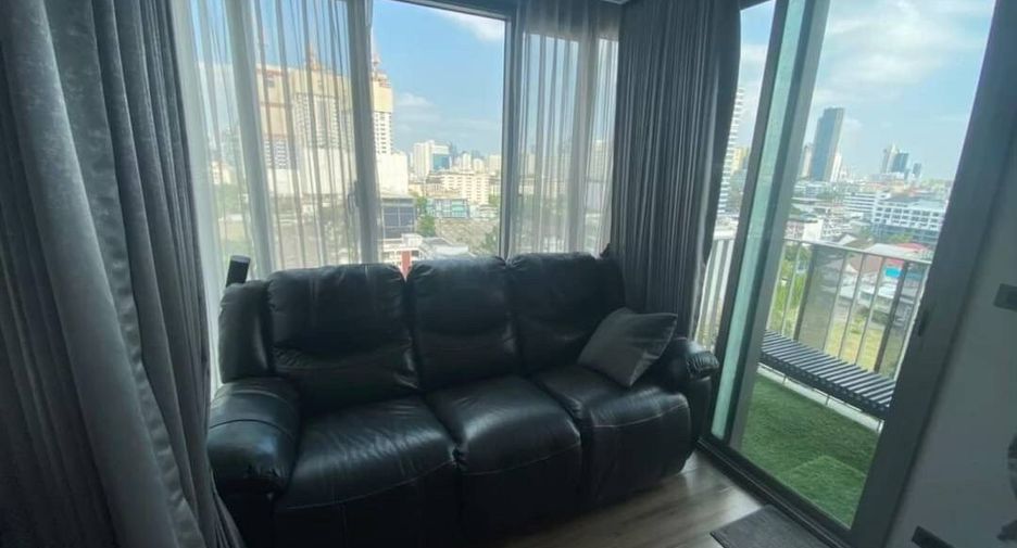 For rent 1 bed condo in Watthana, Bangkok